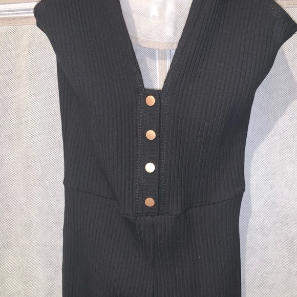 Posh Shop Bermuda Shorts Romper/Jumpsuit - Small - Picture 3 of 8